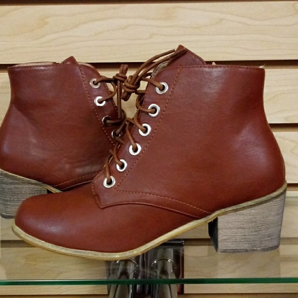 Chase + Chloe Shoes - Lace-up Ankle Booties NEW